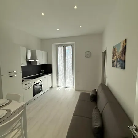 Riviera Apartmán *